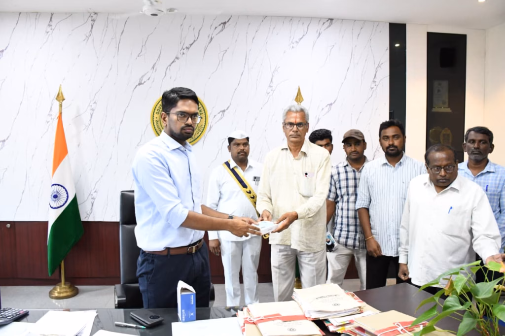 WhatsApp Image 2025 08 25 at 7.58.24 PM